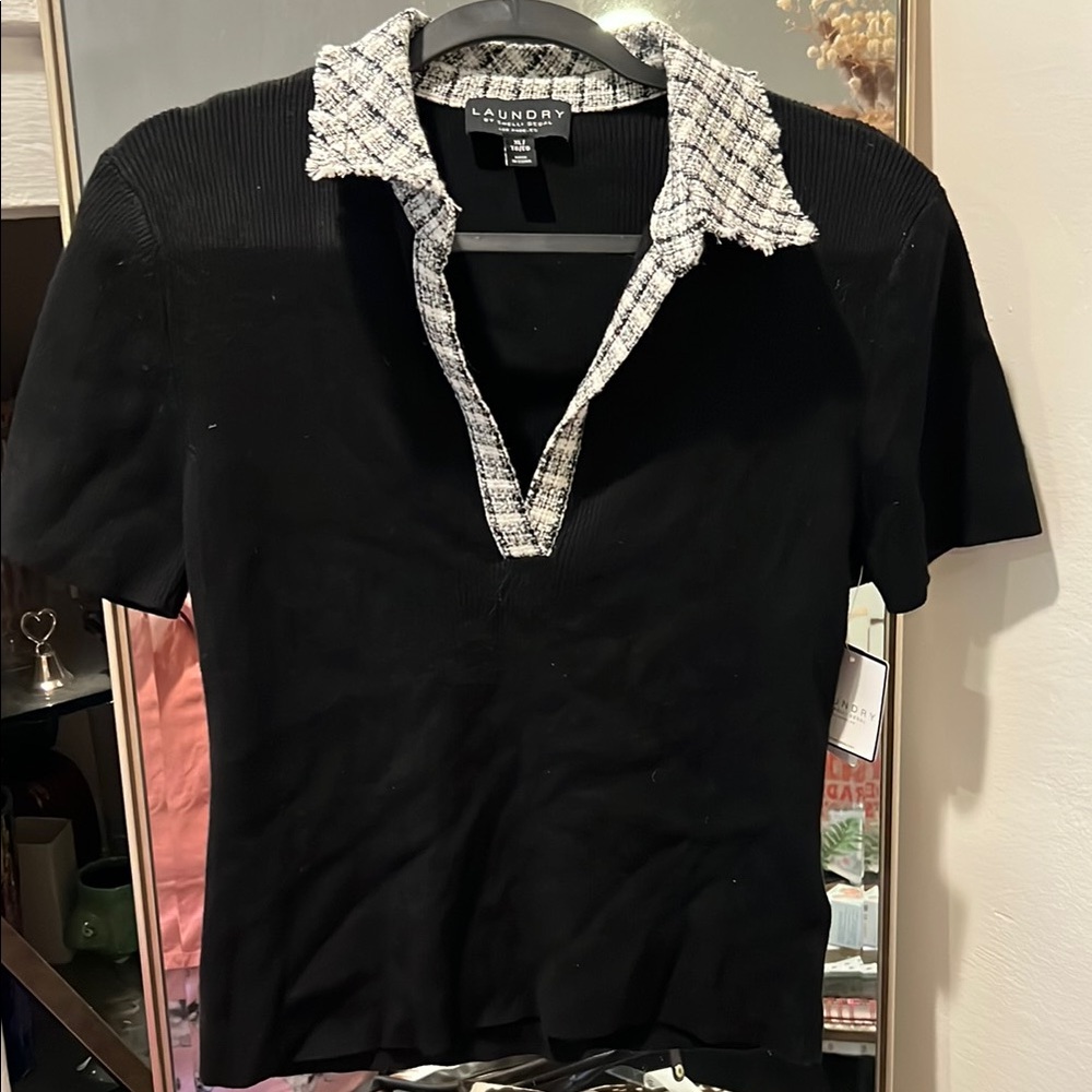 Laundry by Shelli Segal Black Short Sleeve Shirt